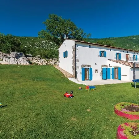 Villa Elia