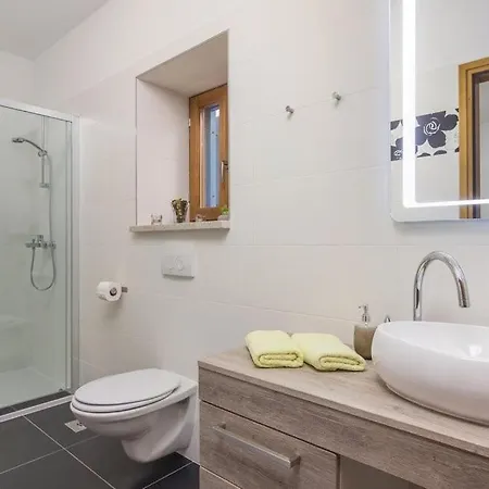 Elia Villa Nova Vas (Krsan)
